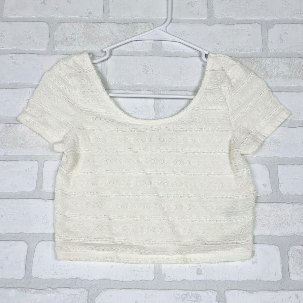 Aeropostale Ivory Lace Crop Top Short Sleeve Metallic Scoop Neck Juniors Medium